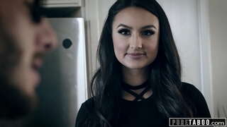 Eliza Ibarra É Um Advogado Que Precisa De Pau