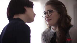 MissaX - Doce Lesbianas Nenas