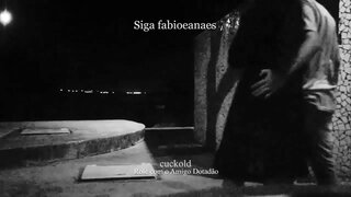 Stretch. Hotwife safada namorando na rua kom o amigo bem utrustad